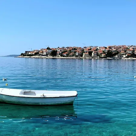 Grande Vista - Spacious 3 Bedroom With Large Terrace And Fantastic Sea View Traù