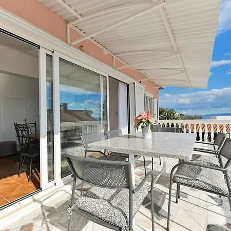 Grande Vista - Spacious 3 Bedroom With Large Terrace And Fantastic Sea View Trogir