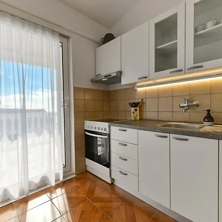 Grande Vista - Spacious 3 Bedroom With Large Terrace And Fantastic Sea View Apartment