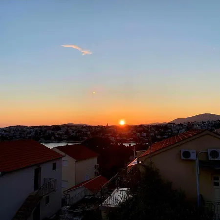 Grande Vista - Spacious 3 Bedroom With Large Terrace And Fantastic Sea View Apartman Trogir