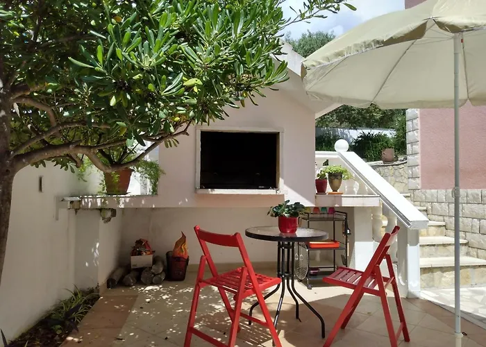 Apartman Grande Vista - Spacious 3 Bedroom With Large Terrace And Fantastic Sea View Trogir