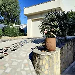 Grande Vista - Spacious 3 Bedroom With Large Terrace And Fantastic Sea View Apartment