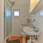 Grande Vista - Spacious 3 Bedroom With Large Terrace And Fantastic Sea View